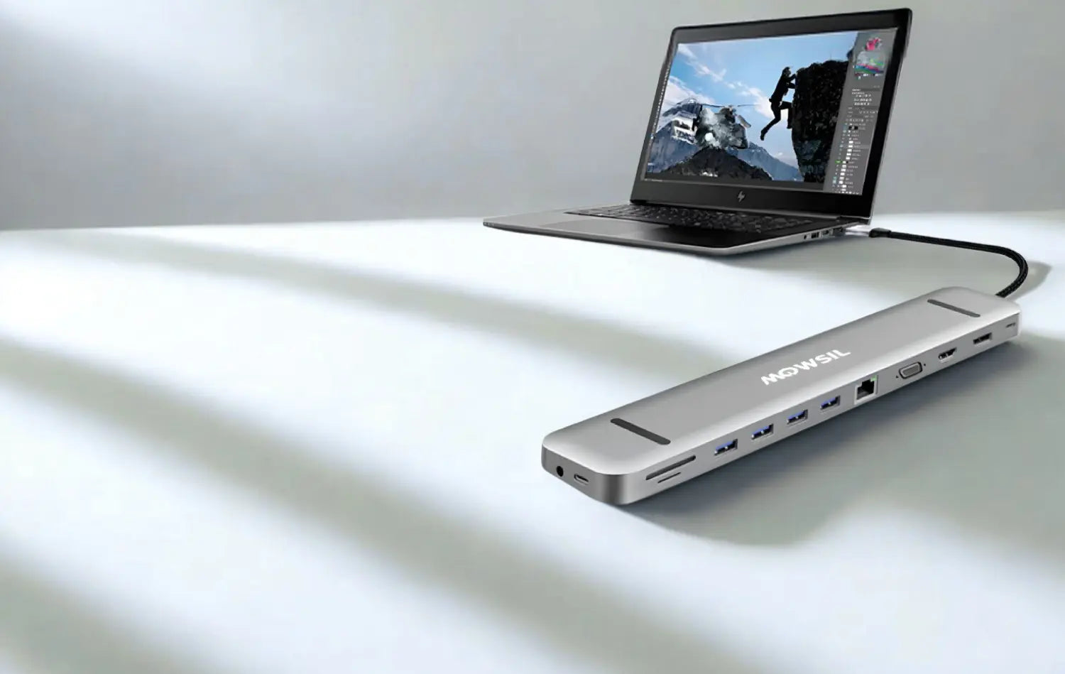 How to Choose the Right Laptop Docking Station